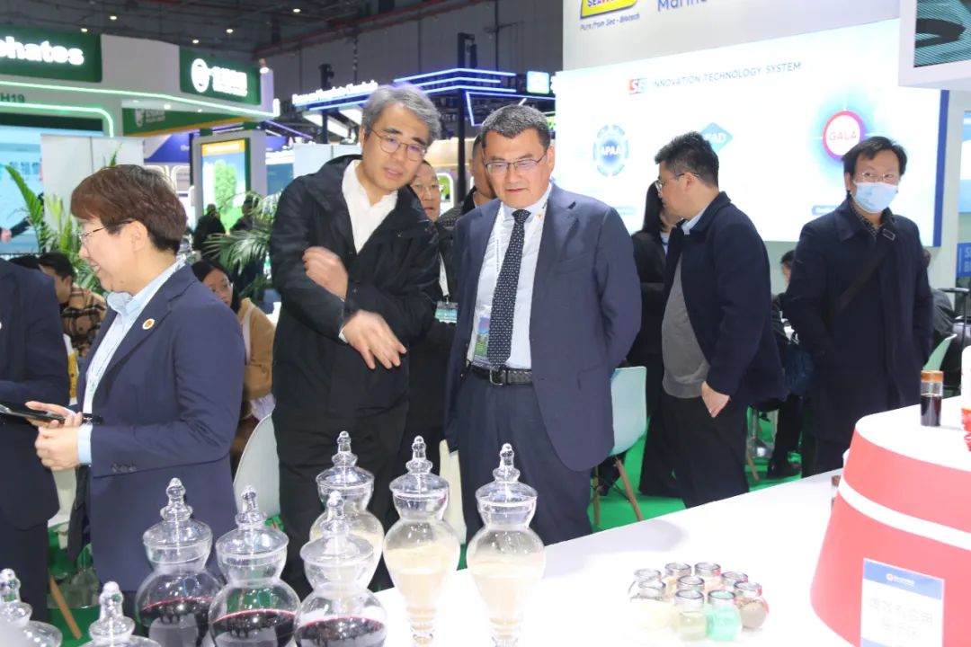 金牌赞助企业英国上市公司365全新亮相上海CAC国际农化展，以科技实力献礼25周年