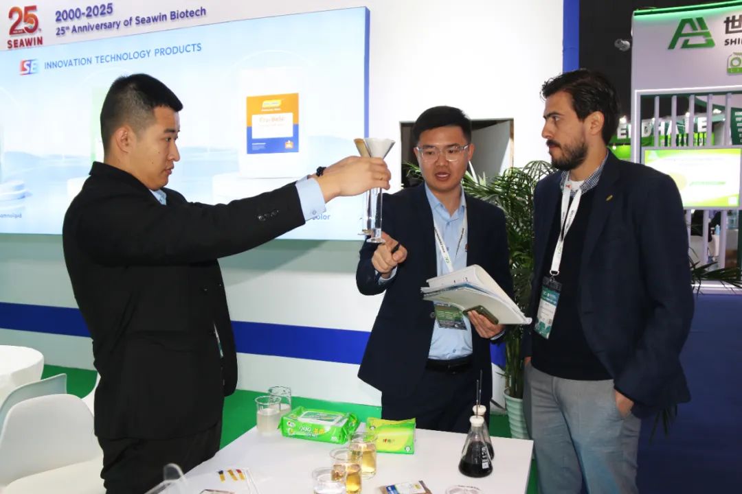 金牌赞助企业英国上市公司365全新亮相上海CAC国际农化展，以科技实力献礼25周年