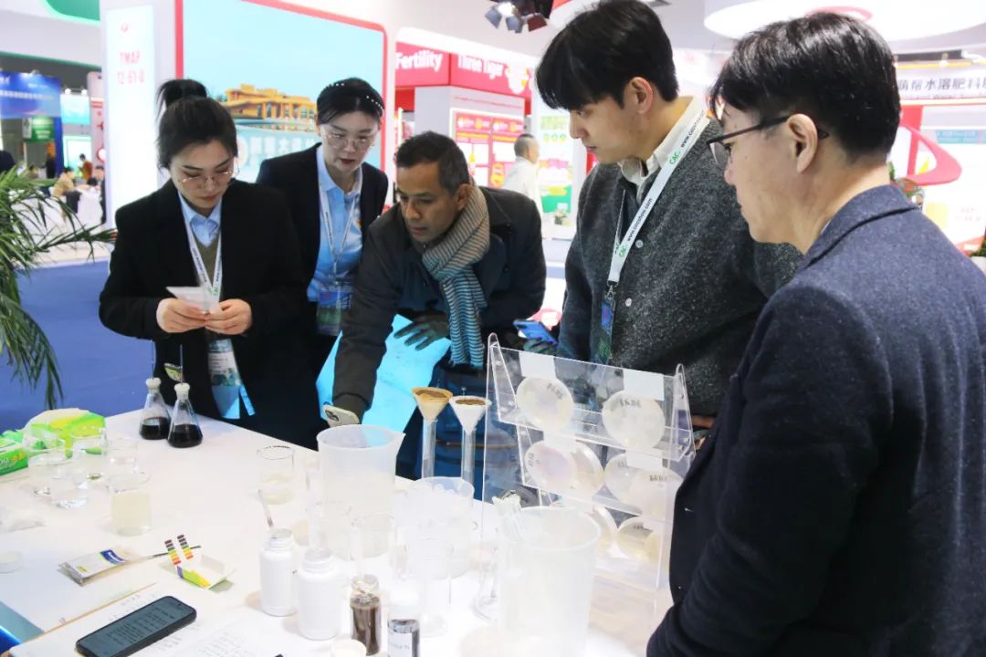 金牌赞助企业英国上市公司365全新亮相上海CAC国际农化展，以科技实力献礼25周年