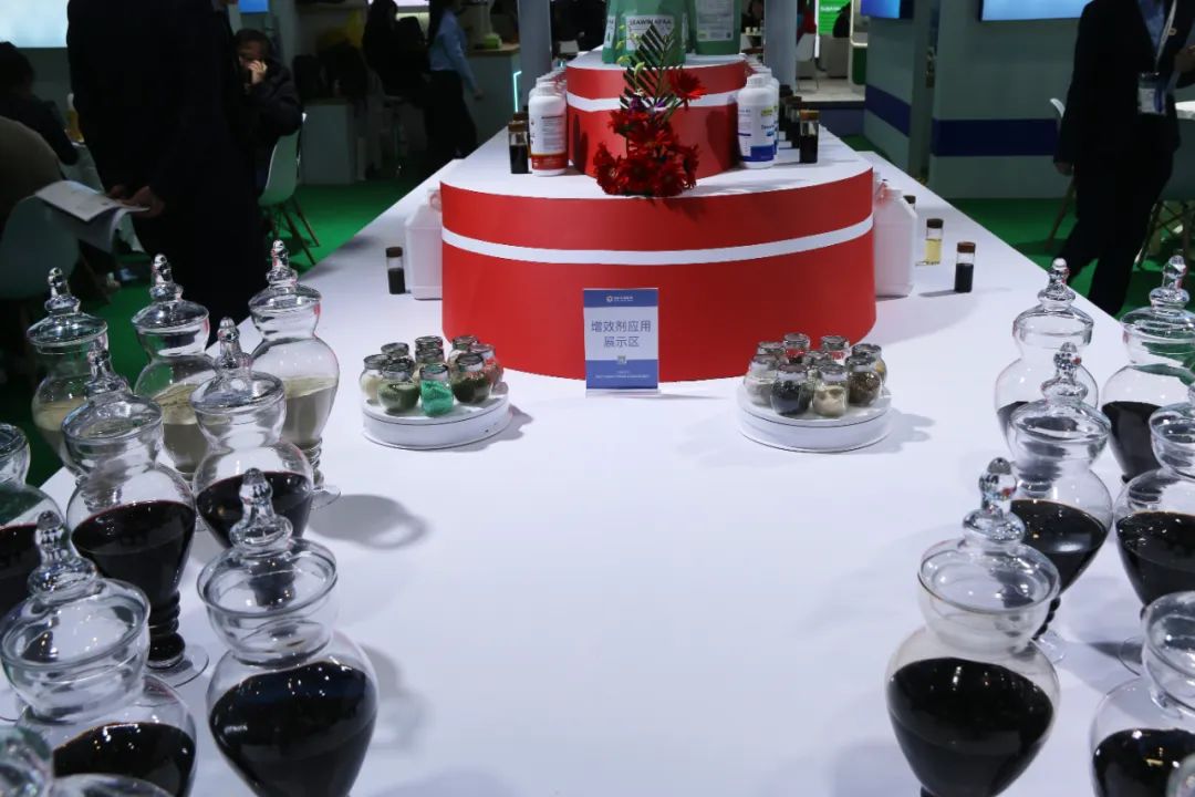 金牌赞助企业英国上市公司365全新亮相上海CAC国际农化展，以科技实力献礼25周年